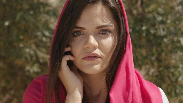 Karagül – Black Rose - Episode 18