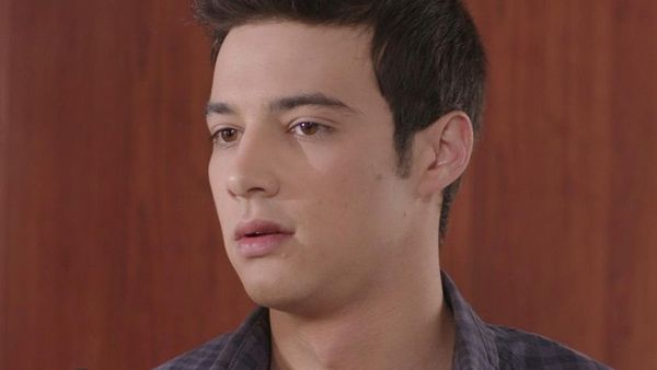 Karagül – Black Rose - Episode 10