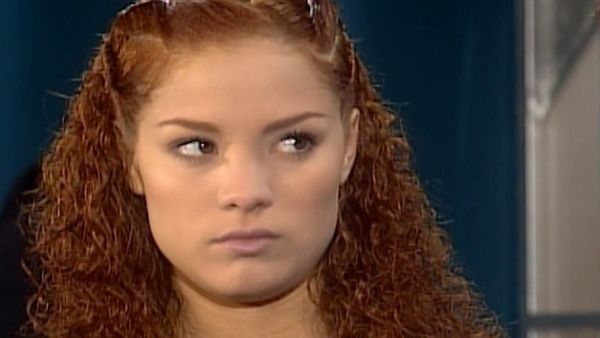 Hay Amores Que Matan, Amanda - Episodio 17