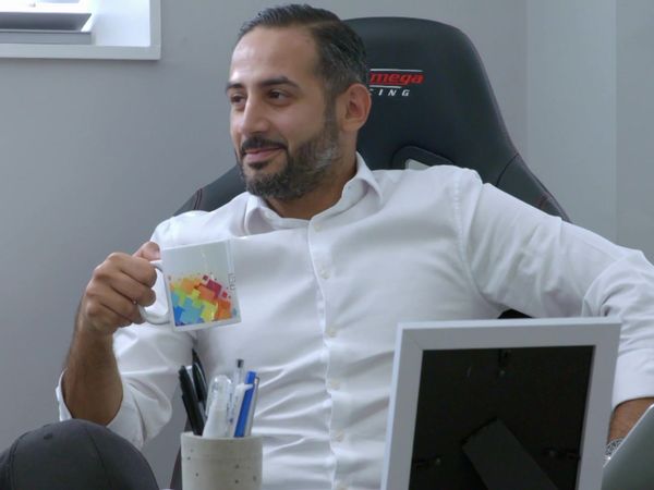 Supercar Customiser: Yianni - True Colours?