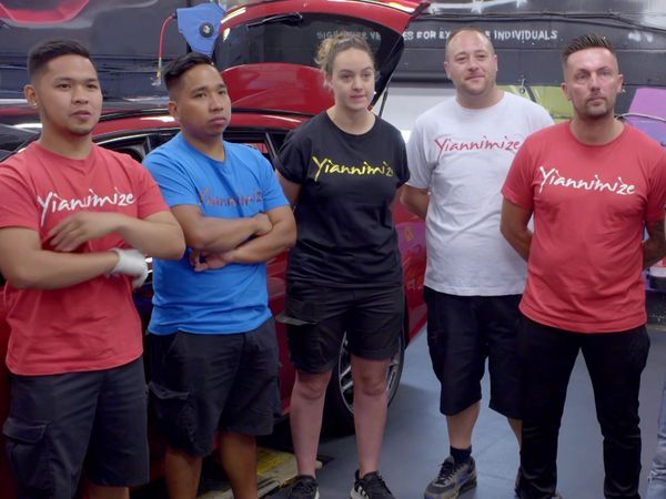 Supercar Customiser: Yianni - Half and Half
