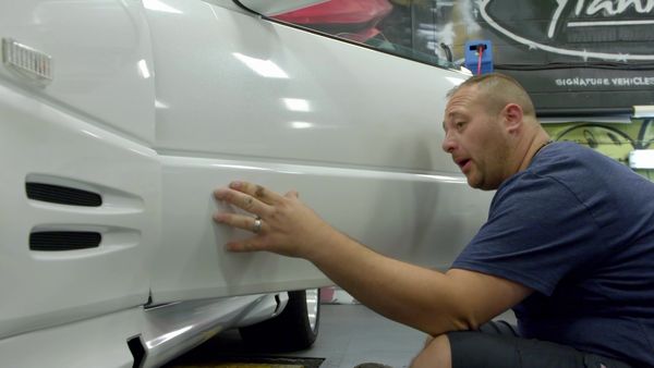 Supercar Customiser: Yianni - All White Now