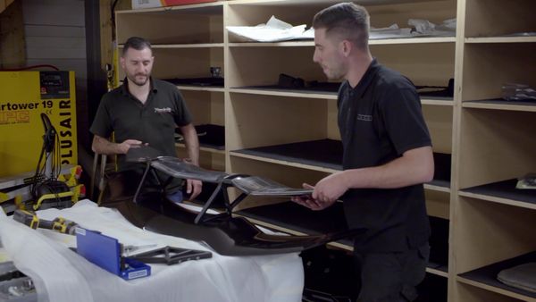 Supercar Customiser: Yianni - Carbon Copy