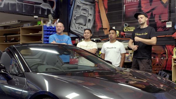 Supercar Customiser: Yianni - Hi-Vis Hybrid