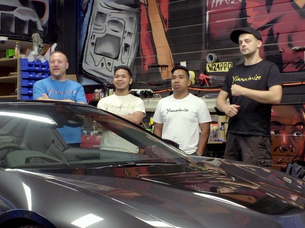 Supercar Customiser: Yianni - Hi-Vis Hybrid