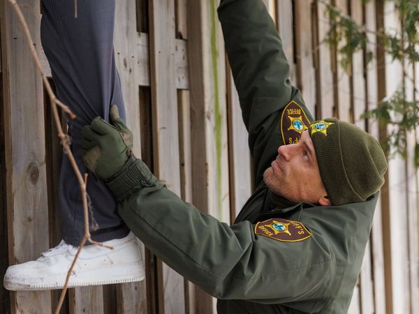 Sheriff Country - Mexico