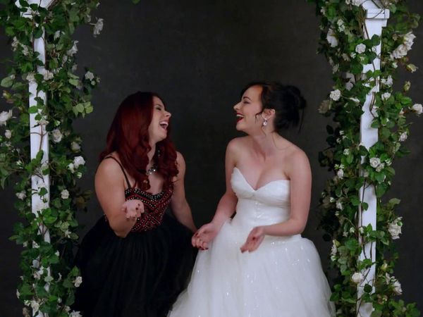 Awkward. - Say No to the Dress