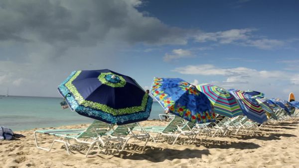 Beachfront Bargain Hunt - Clashing in Carolina Beach