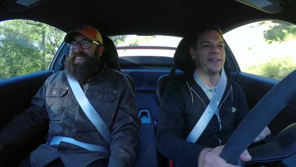 Head 2 Head - 2019 McLaren 600LT vs. 2019 Porsche GT3 RS