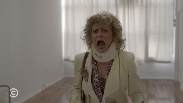 Broad City - Apartment Hunters