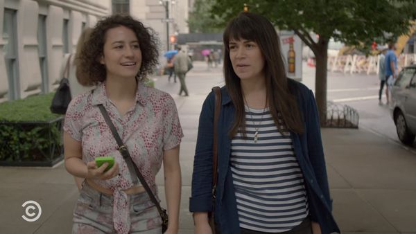 Broad City - Stolen Phone