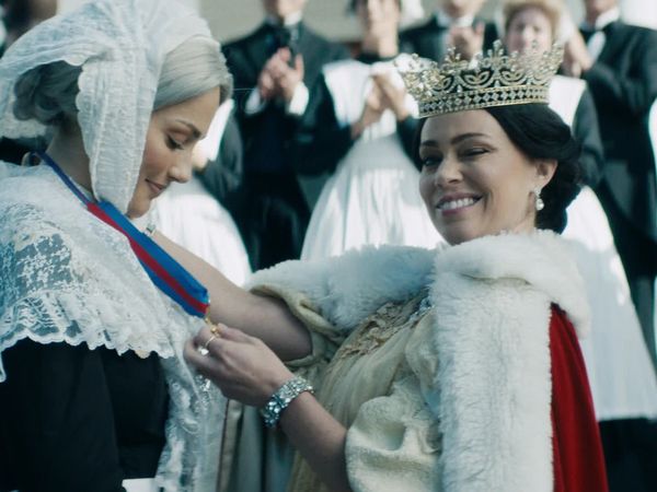 Drunk History - S.O.S.