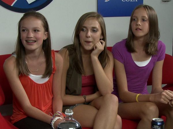 Tosh.0 - August 25, 2010 - "American Idol" Girls