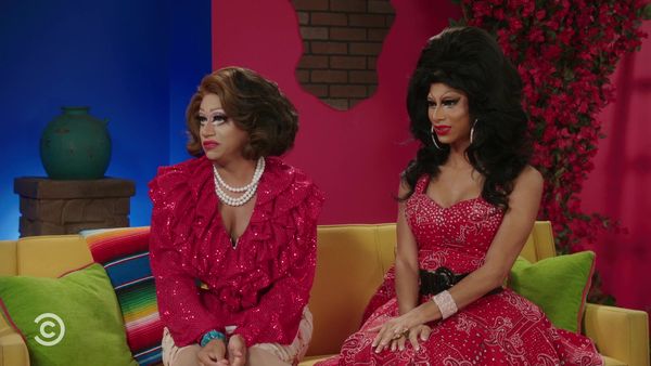 Tosh.0 - October 30, 2018 - Deafies In Drag