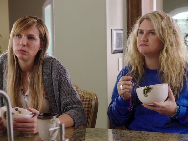 Idiotsitter - Hos Before Bros