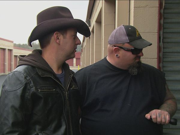 Auction Hunters - Cashville, Tennessee