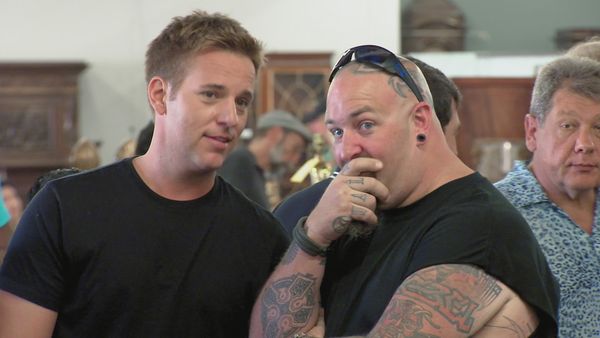 Auction Hunters - Tough as Nails