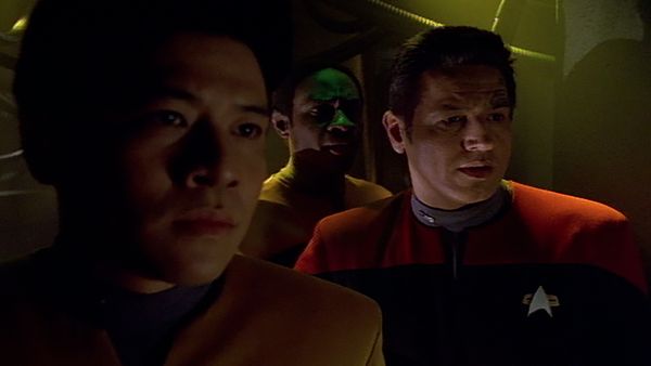 Star Trek: Voyager - Escorpião, Parte 1