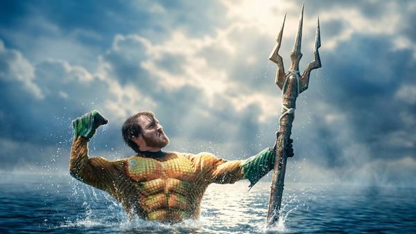 Hacksmith Industries - The Aquaman Jet Trident