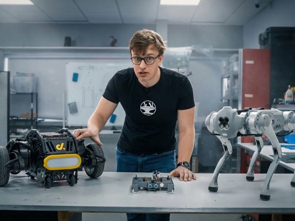 Hacksmith Industries - Budget Robot Showdown