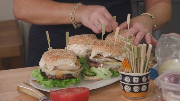 Rachael Ray's Meals in Minutes - Sweet Onion Burgers with Blue Cheese and Special Sauce
