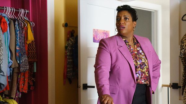 Bria Mack Gets a Life - Bria Mack Does Not Find an Apartment