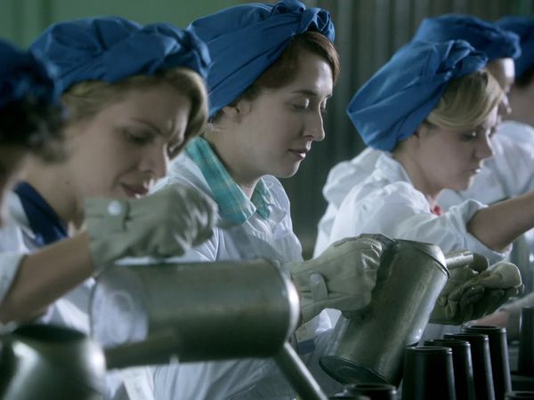 Bomb Girls - Parte 1