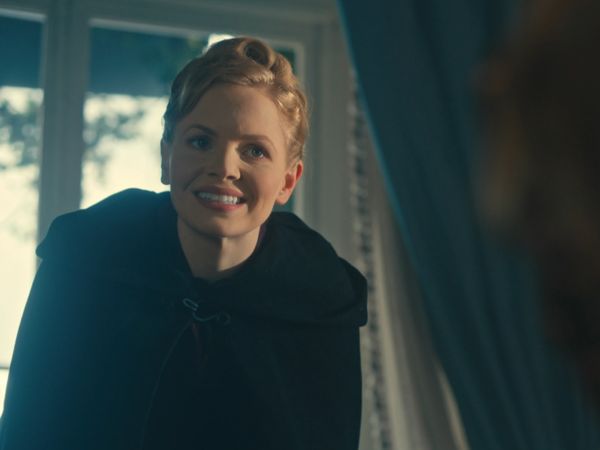Miss Scarlet and the Duke - Episode 102