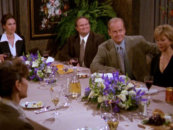 Frasier - Un nuevo puesto para Roz