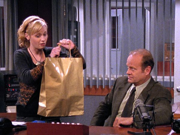 Frasier - Besos a la prima