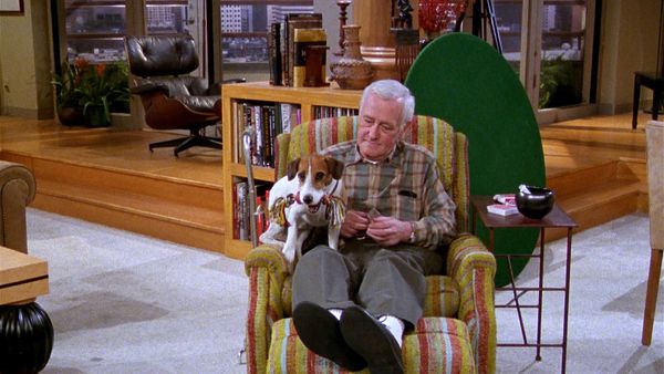 Frasier - Mosquearse mientras trabajas