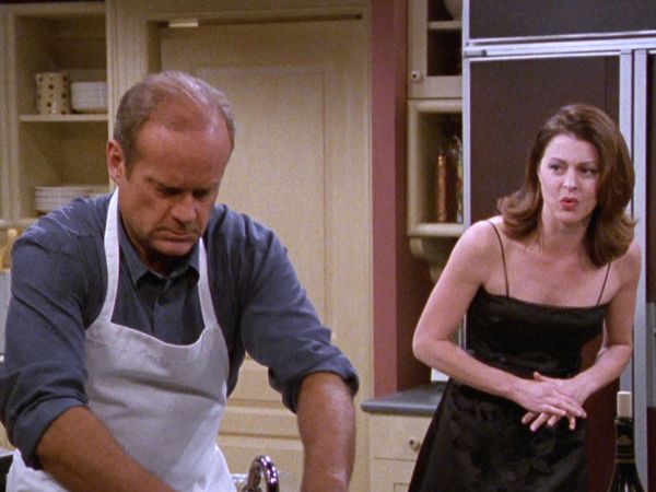 Frasier - Daphne hace la cena