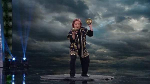 Penn & Teller: Fool Us - I Dream of Genie Tube