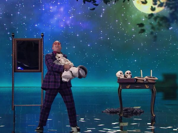 Penn & Teller: Fool Us - Penn Does the Heavy Lifting