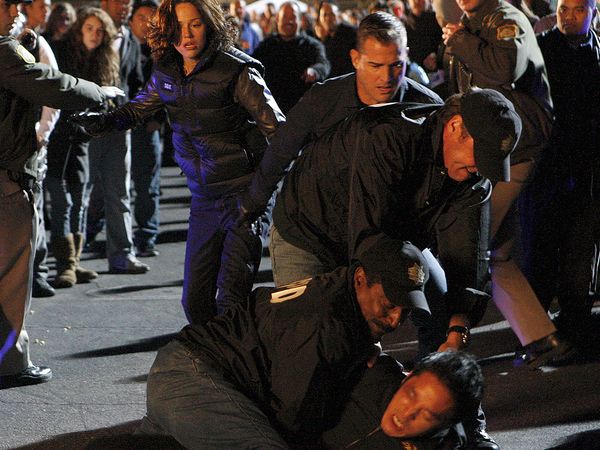 CSI: Crime Scene Investigation - Season 10 - Internal Combustion
