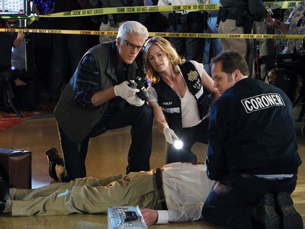 CSI: Crime Scene Investigation - Season 12 - Split Decisions