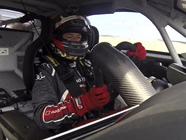 EVO - Bentley Bentayga Claims Pikes Peak SUV Record