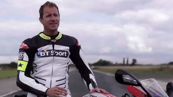 EVO - Audi R8 V10 vs. Ducati 1199 Panigale R