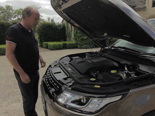 EVO - Range Rover Sport First Drive