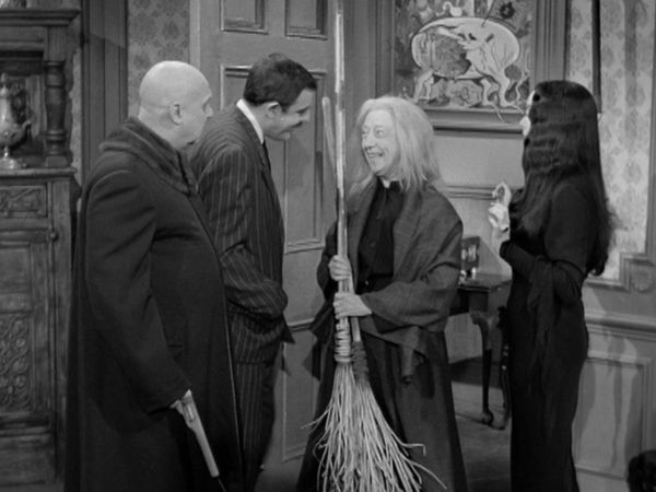 Die Addams Family - Zwangsräumung im Hause der Addams