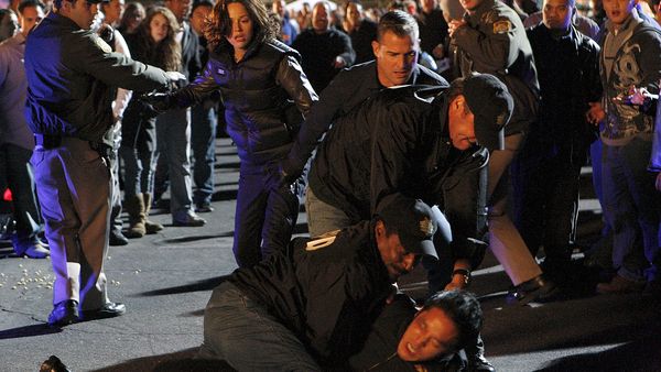 CSI: Crime Scene Investigation - Season 10 - Internal Combustion