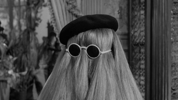 Die Addams Family - Vetter itt wird Hollywoodstar