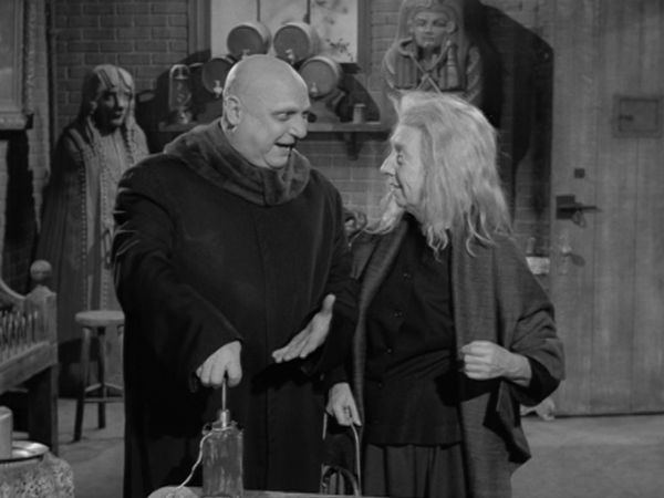 Die Addams Family - Hurrikan Zsa Zsa gegen Schönwetterfront