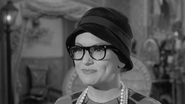 Die Addams Family - Die Liebestropfen der Miss Trivia