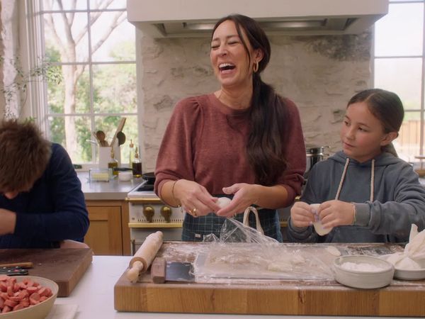 Magnolia Table With Joanna Gaines - Korean with Jo's Mom