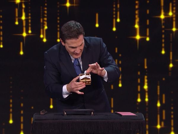 Penn & Teller: Fool Us - Magic With A Property Brother