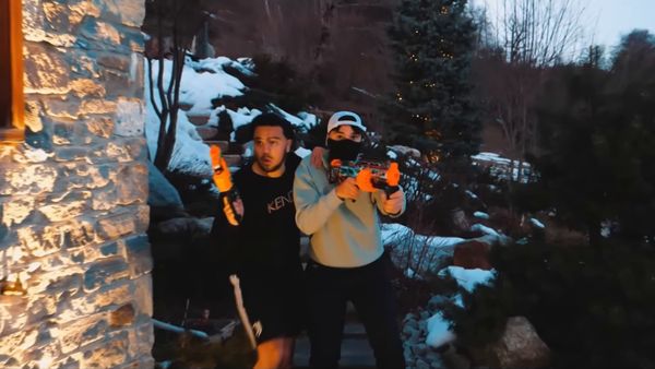 Adem & Bilal - Adem & Bilal - BATTLE ROYALE EXTRÊME AVEC NOS SOEURS DANS UN CHALET ! (GROSSE REVANCHE)