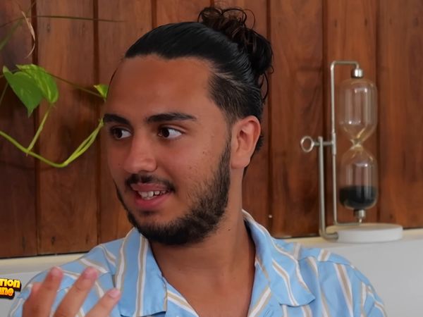 Adem & Bilal - Adem & Bilal - ON TESTE DES PRODUITS MEXICAINS AVEC NOS SOEURS !