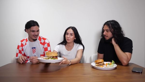 Adem & Bilal - Adem & Bilal - QUI RÉALISERA LE MEILLEUR BURGER AVEC SEULEMENT 10€ !