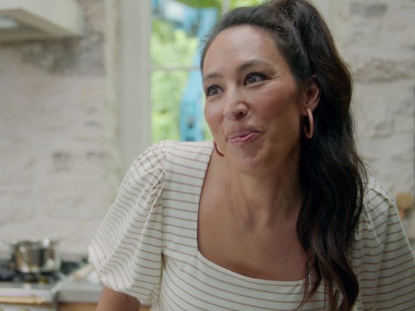 Magnolia Table With Joanna Gaines - Special Occasion Favorites